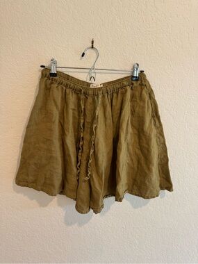 Magic linen Women’s Olive Green Linen flutter Shorts with Drawstring